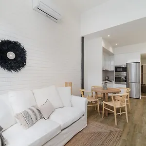 Casa Boma - Design With Private Vegetal Terrace - Lapa Vii Appartamento